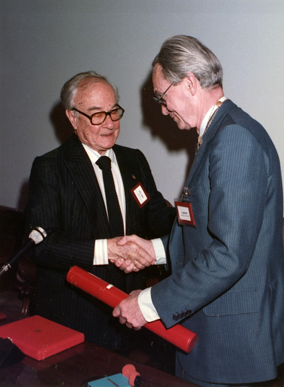 1986-27-October-Celebration_N_058.jpg