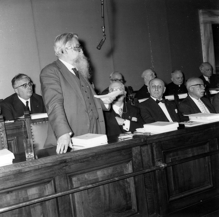 1962-5-October-Plenary-Session-048.jpg