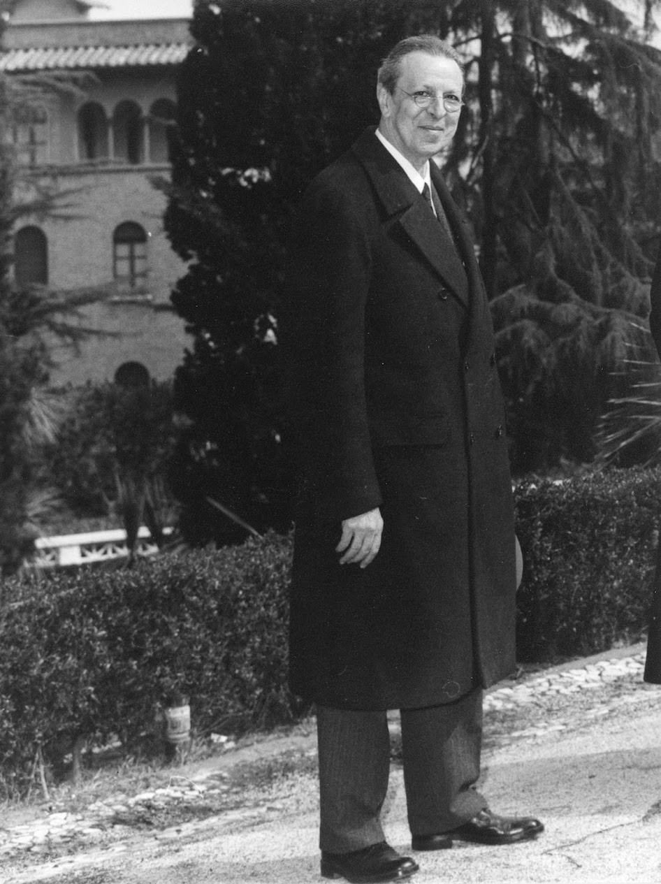 1971-11-March-Pietro-Salviucci.jpg